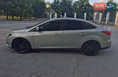 Седан Ford Focus 2016 в 
