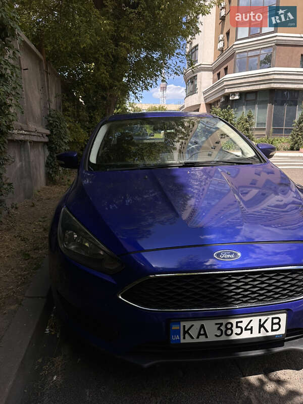 Седан Ford Focus 2015 в Киеве