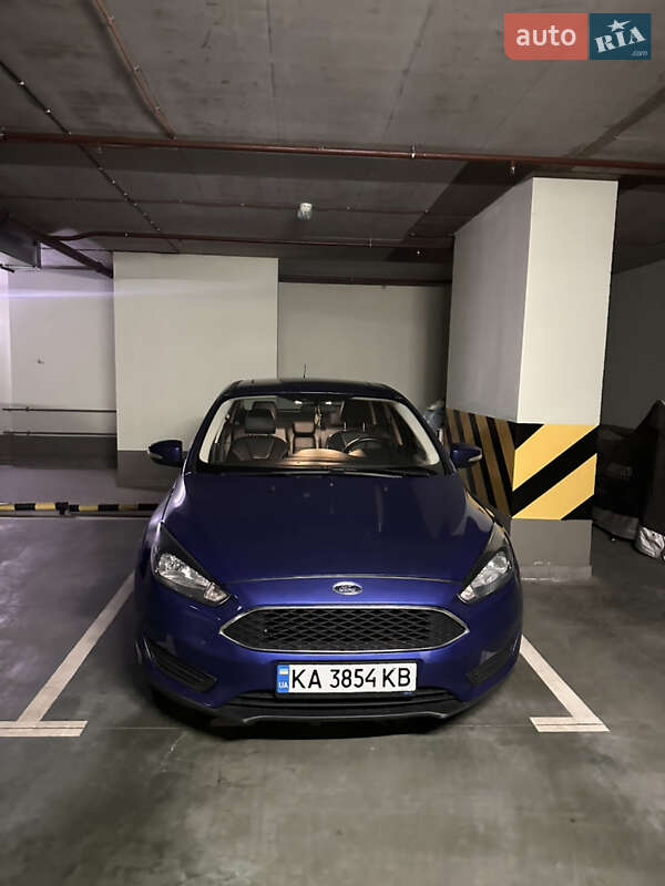 Седан Ford Focus 2015 в Киеве