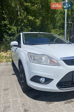 Универсал Ford Focus 2010 в 