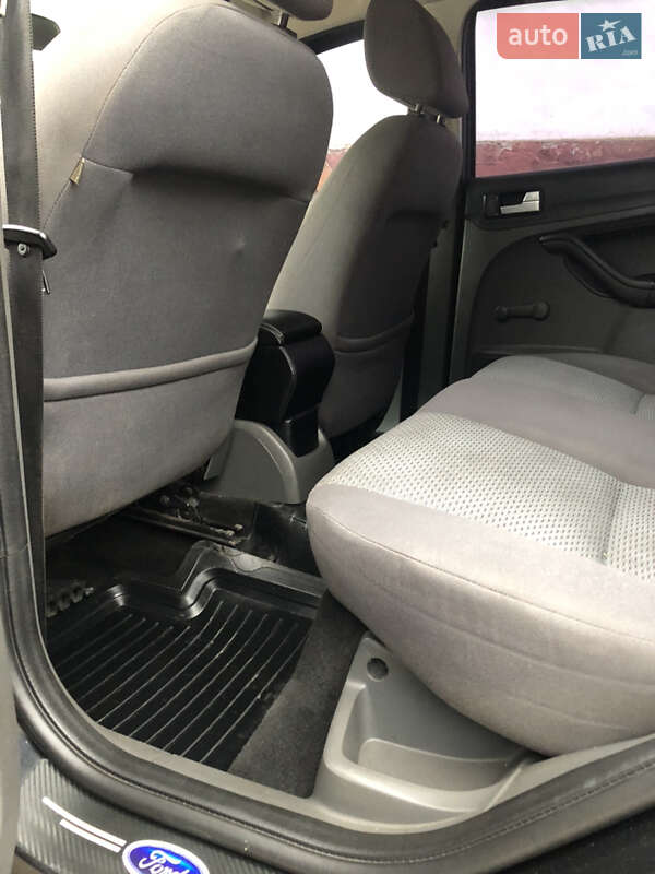 Седан Ford Focus 2006 в Бурштыне