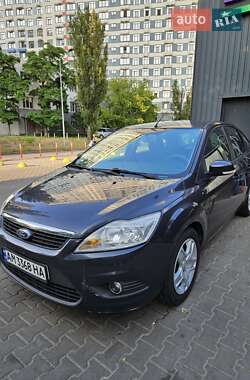 Хэтчбек Ford Focus 2009 в Киеве