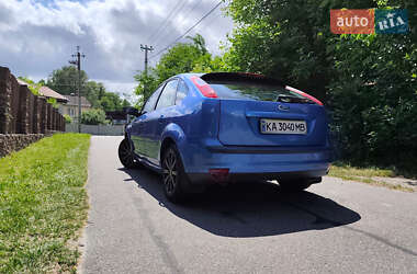 Хэтчбек Ford Focus 2007 в 