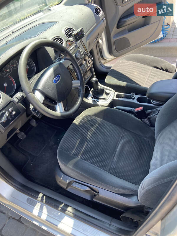 Хэтчбек Ford Focus 2005 в Ивано-Франковске