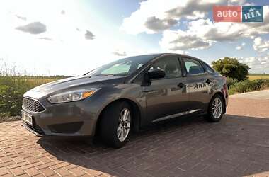 Седан Ford Focus 2015 в 