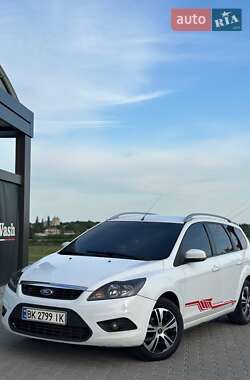 Универсал Ford Focus 2009 в 