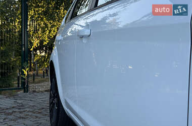 Хэтчбек Ford Focus 2009 в 