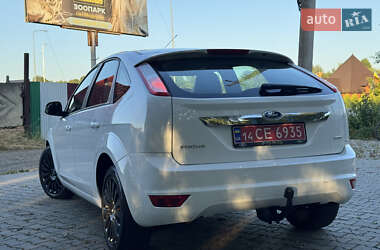 Хэтчбек Ford Focus 2009 в 
