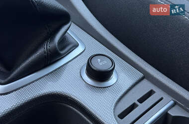 Хэтчбек Ford Focus 2009 в 