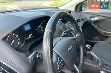 Хэтчбек Ford Focus 2017 в 