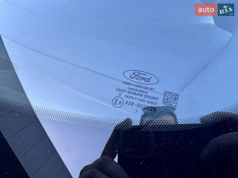 Хэтчбек Ford Focus 2016 в Киеве