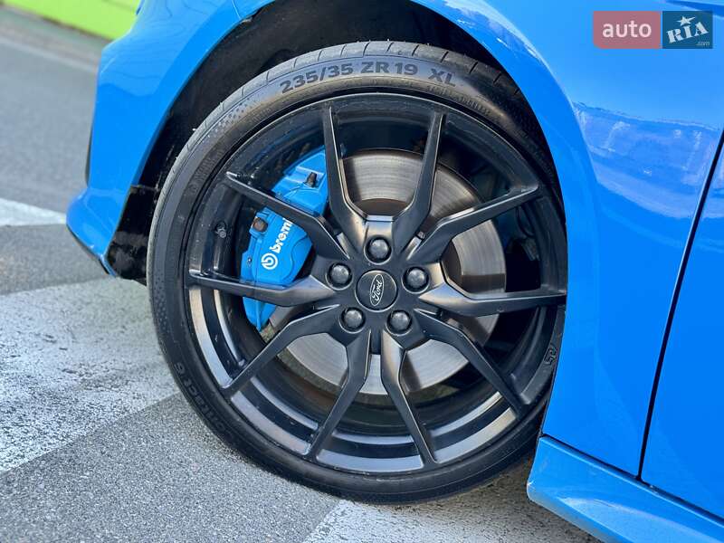 Хэтчбек Ford Focus 2016 в Киеве