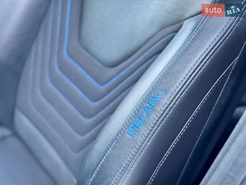 Хэтчбек Ford Focus 2016 в Киеве