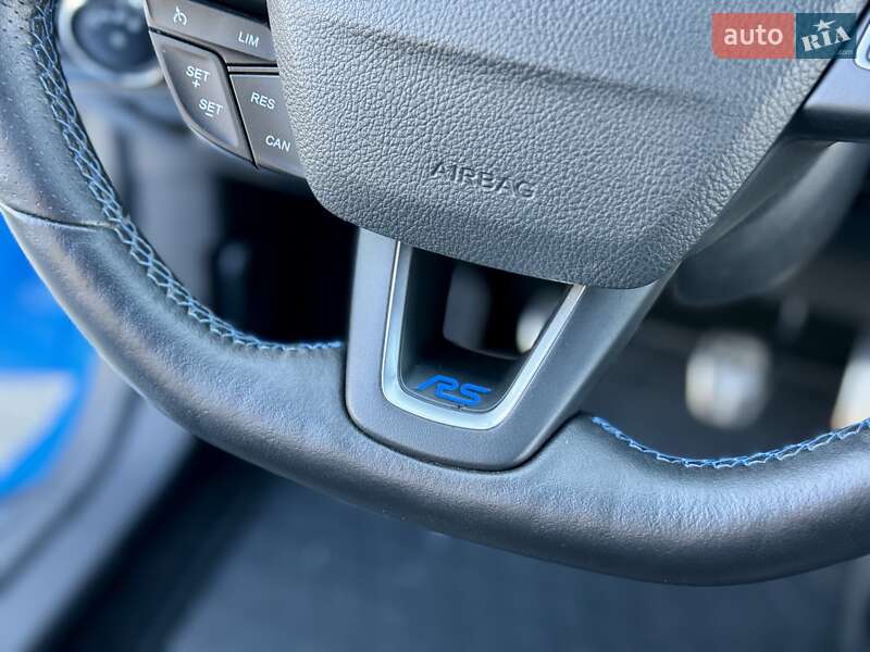 Хэтчбек Ford Focus 2016 в Киеве