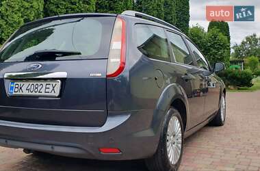 Универсал Ford Focus 2009 в 