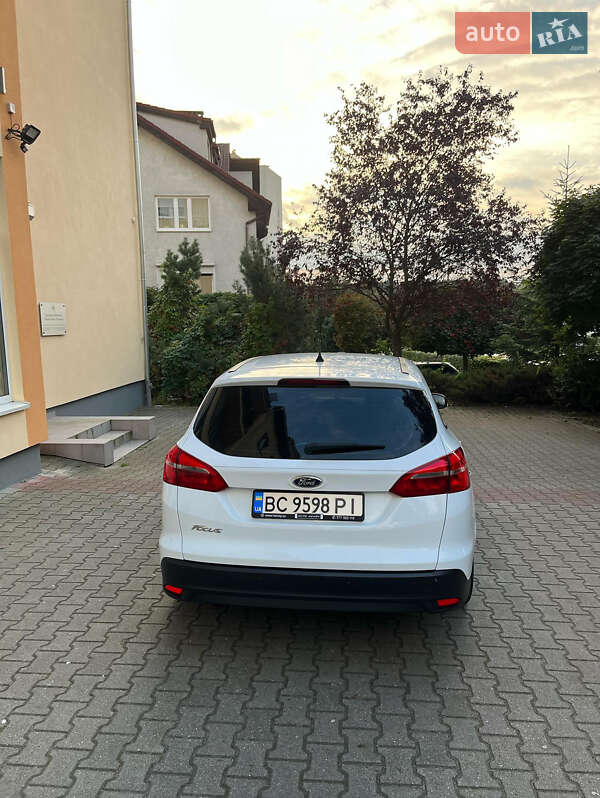 Универсал Ford Focus 2015 в Львове фото 5 Универсал Ford Focus 2015 в Львове