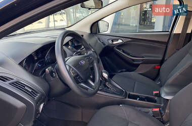 Седан Ford Focus 2017 в 