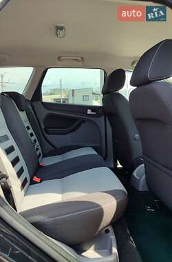 Универсал Ford Focus 2010 в 