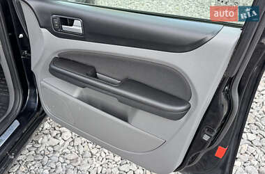 Универсал Ford Focus 2010 в 