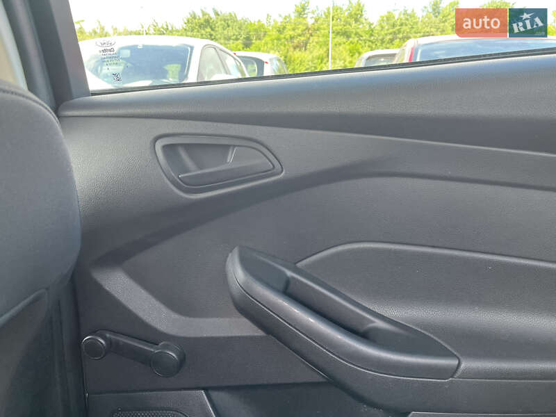 Седан Ford Focus 2017 в Львове