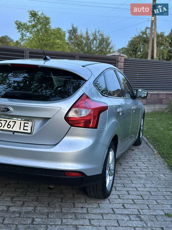 Хэтчбек Ford Focus 2012 в Ивано-Франковске