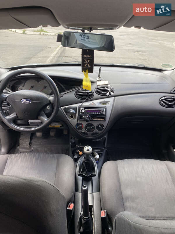 Хэтчбек Ford Focus 2004 в Виннице