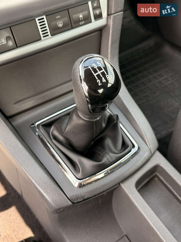 Кабриолет Ford Focus 2007 в Каменец-Подольском фото 21 Кабриолет Ford Focus 2007 в Каменец-Подольском