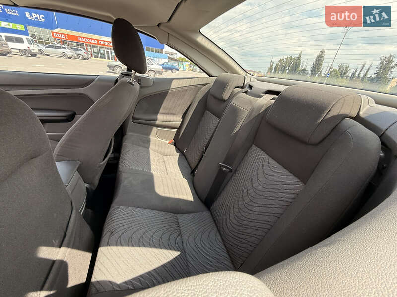 Кабриолет Ford Focus 2007 в Каменец-Подольском фото 24 Кабриолет Ford Focus 2007 в Каменец-Подольском