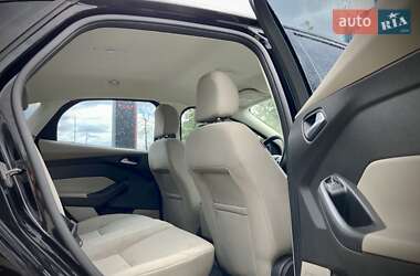 Седан Ford Focus 2016 в 