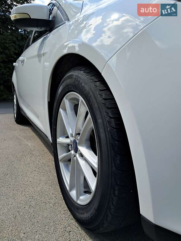 Седан Ford Focus 2017 в Тернополе фото 102 Седан Ford Focus 2017 в Тернополе