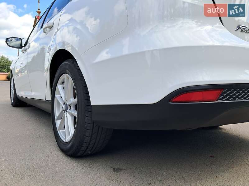 Седан Ford Focus 2017 в Тернополе фото 124 Седан Ford Focus 2017 в Тернополе