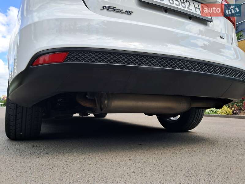 Седан Ford Focus 2017 в Тернополе фото 128 Седан Ford Focus 2017 в Тернополе