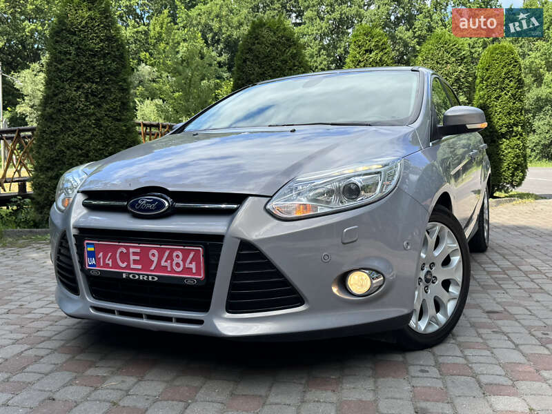 Универсал Ford Focus 2012 в 