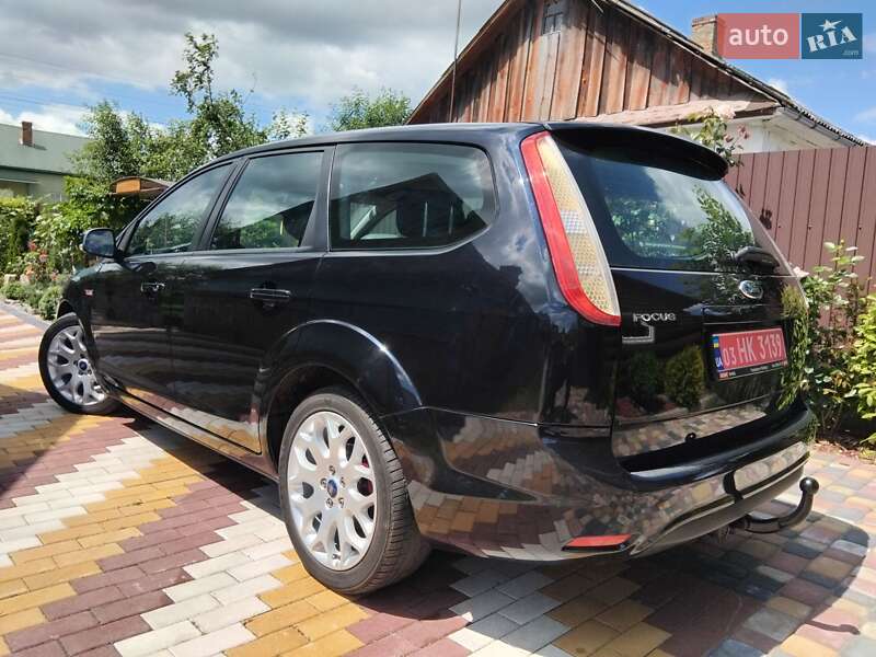 Универсал Ford Focus 2009 в Остроге