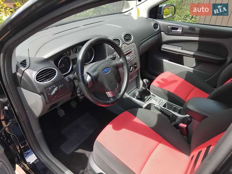 Универсал Ford Focus 2009 в Остроге