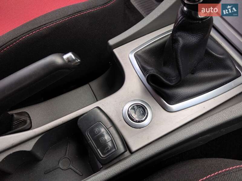 Универсал Ford Focus 2009 в Остроге