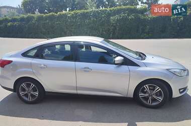 Седан Ford Focus 2018 в 
