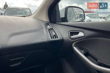 Универсал Ford Focus 2012 в 