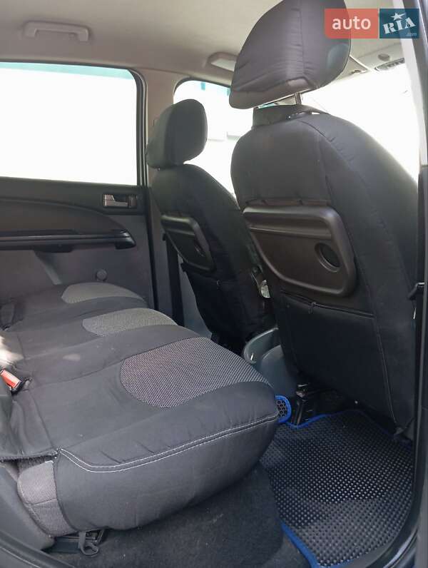 Универсал Ford Focus 2005 в Остроге