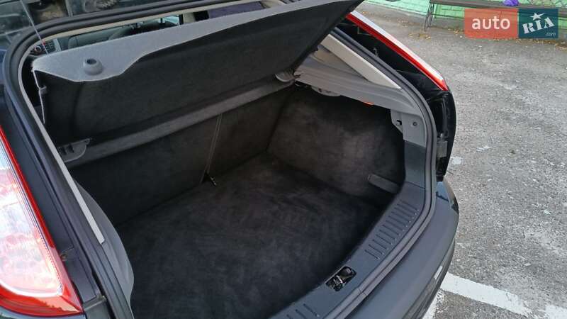 Хэтчбек Ford Focus 2008 в Дубно