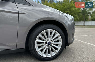 Универсал Ford Focus 2015 в 