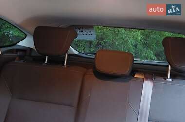 Хэтчбек Ford Focus 2015 в 