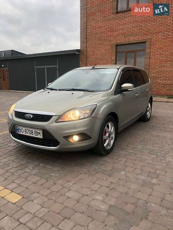 Универсал Ford Focus 2010 в Теофиполе