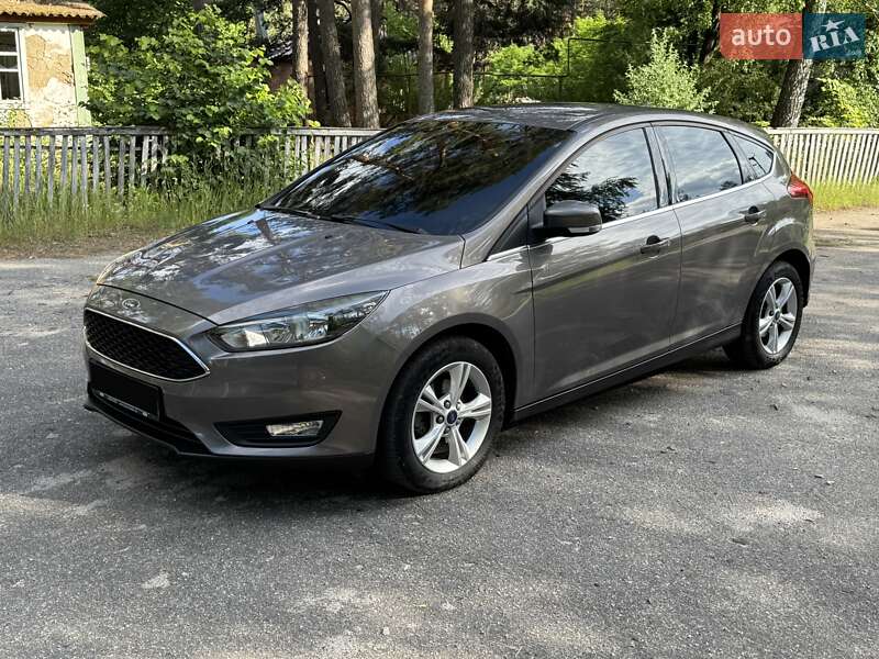 Хэтчбек Ford Focus 2015 в Ахтырке фото 4 Хэтчбек Ford Focus 2015 в Ахтырке