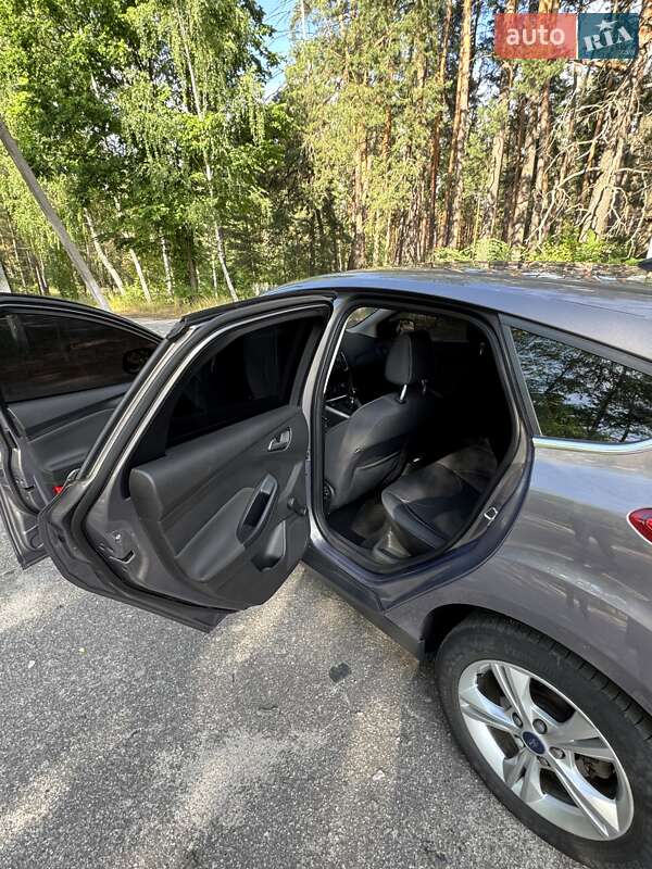 Хэтчбек Ford Focus 2015 в Ахтырке фото 15 Хэтчбек Ford Focus 2015 в Ахтырке