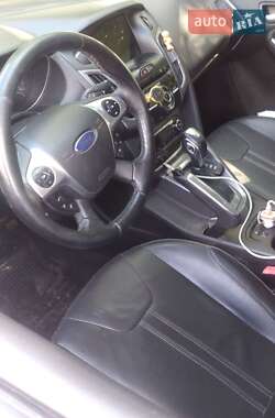 Седан Ford Focus 2013 в 