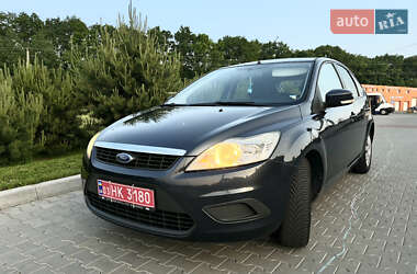 Хэтчбек Ford Focus 2008 в Луцке