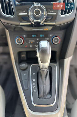 Хэтчбек Ford Focus 2018 в 