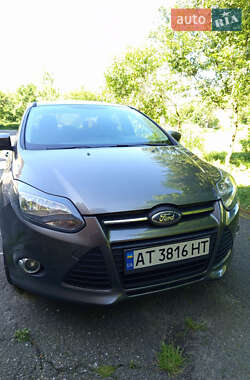 Седан Ford Focus 2011 в Долині