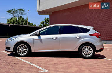 Хэтчбек Ford Focus 2017 в 